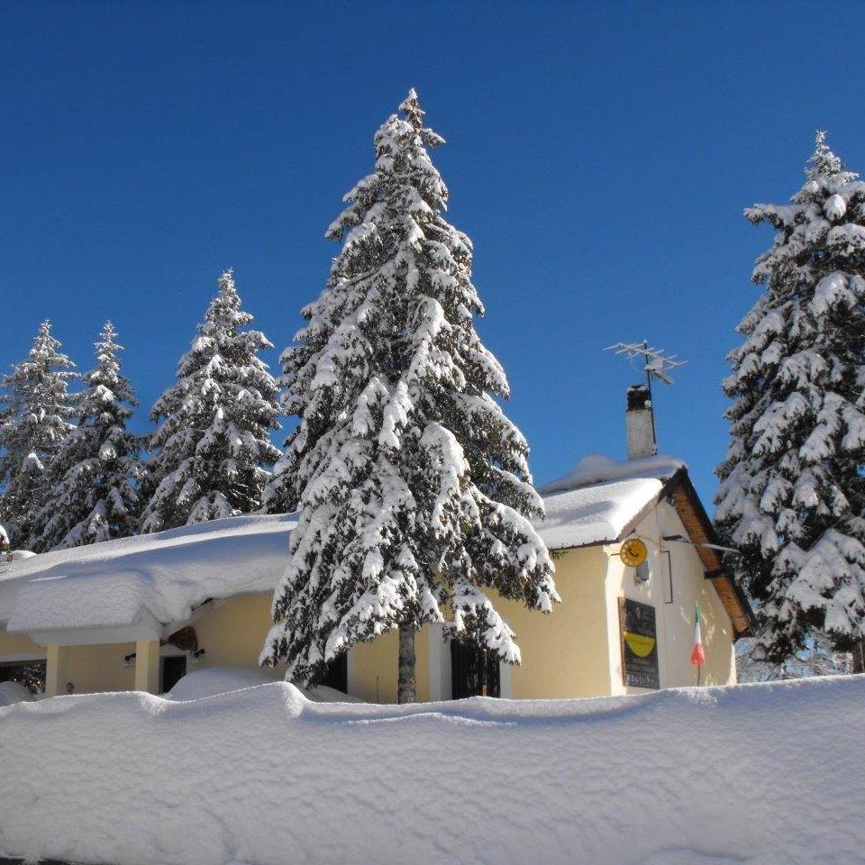 Colle Melosa Ristorante Bar Rifugio Escursionistico